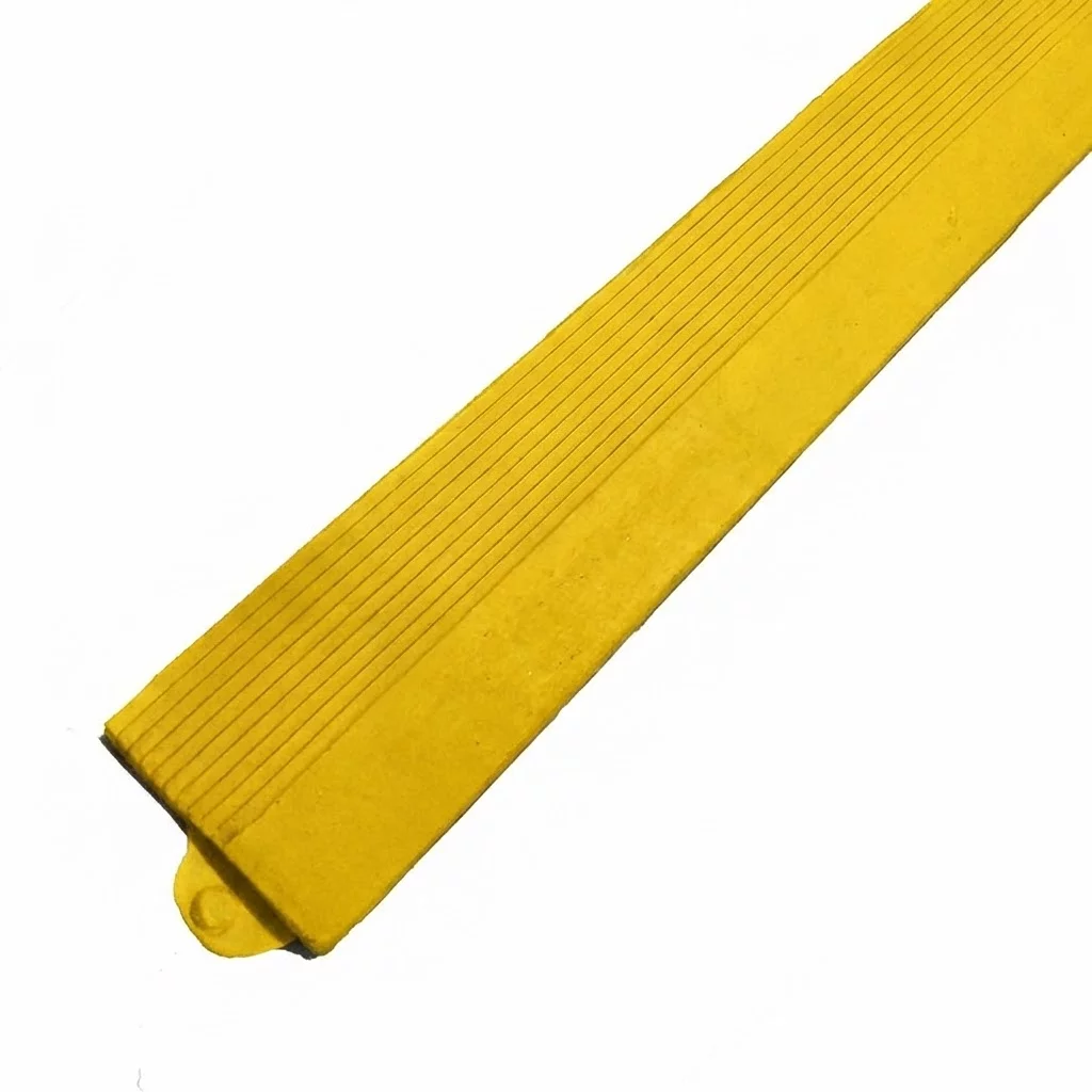 Gummileiste "Nut" für Solid Top Tile Matten FLOMA - Länge 98,5 cm, Breite 7,5 cm - Gelb