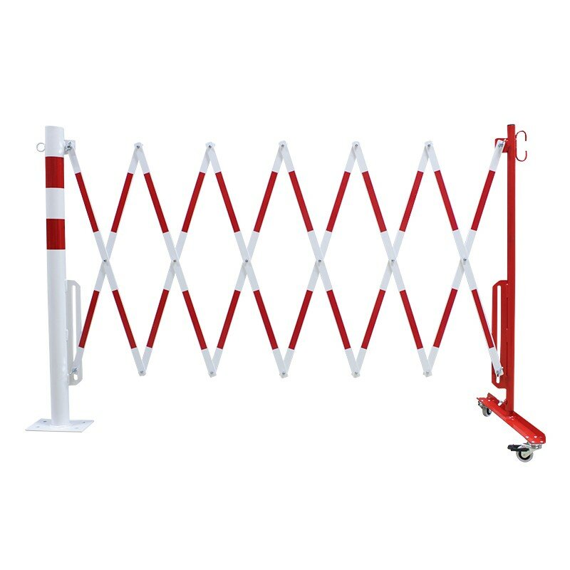 Bílo-červená sloupková mobilní zábrana - délka 3,6 m a výška 1,05 m