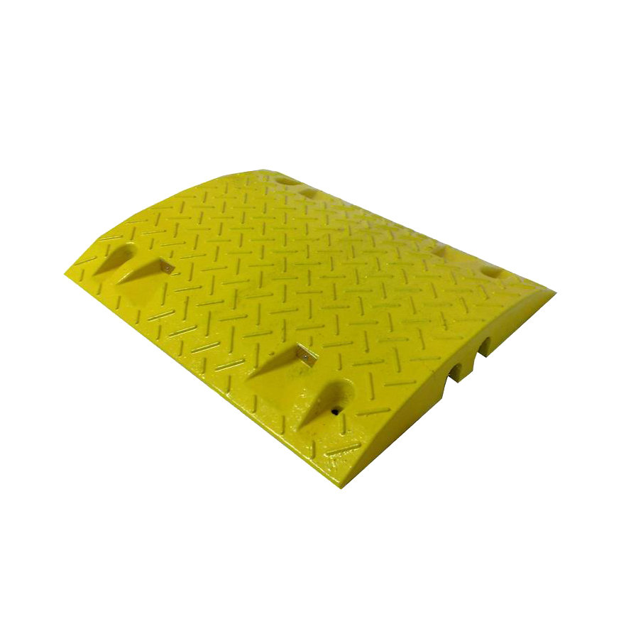 Žltý plastový priebežný spomaľovací prah - 10 km/hod - dĺžka 50 cm, šírka 43 cm a výška 6 cm