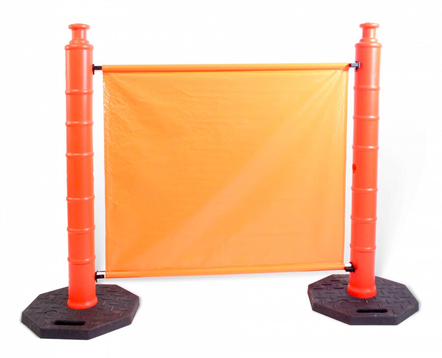 Oranžová plastová mobilní zábrana - délka 152 cm a výška 115 cm