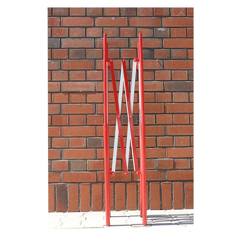 Bílo-červená ocelová mobilní zábrana - výška 1 m