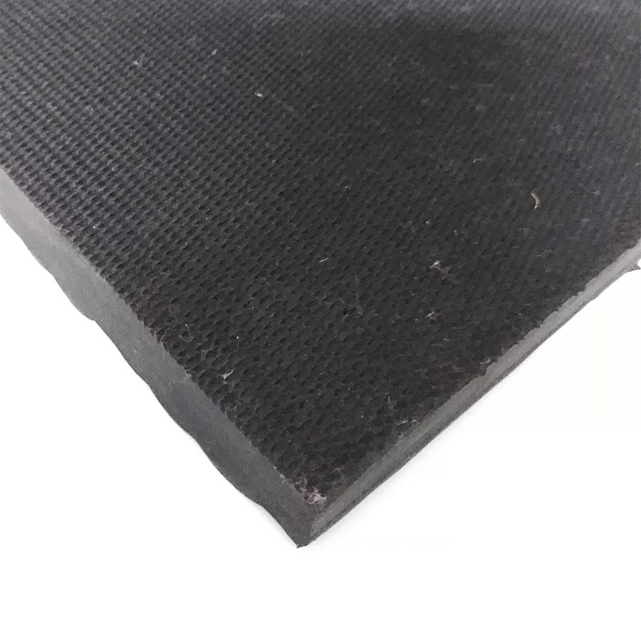 Černá kladívková podlahová guma (metráž) FLOMA - šířka 120 cm a výška 1,8 cm