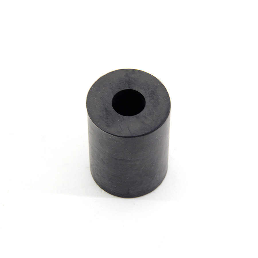 Čierny gumový valcový doraz s dierou pre skrutku FLOMA - priemer 3 cm a výška 4 cm