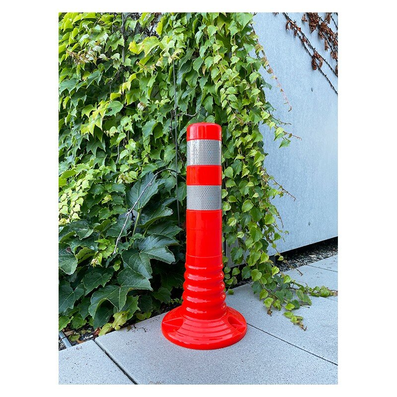 Červený plastový elastický parkovací stĺpik - výška 45 cm