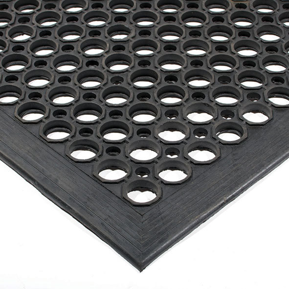 Čierna gumová protiúnavová protišmyková olejovzdorná rohož (okraj) - dĺžka 150 cm, šírka 90 cm a výška 1,2 cm