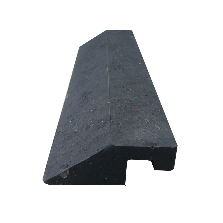 Čierny plastový nájazd &quot;nad&quot; pre plastové podlahové dosky - dĺžka 40 cm, šírka 10 cm, výška 4,3 cm