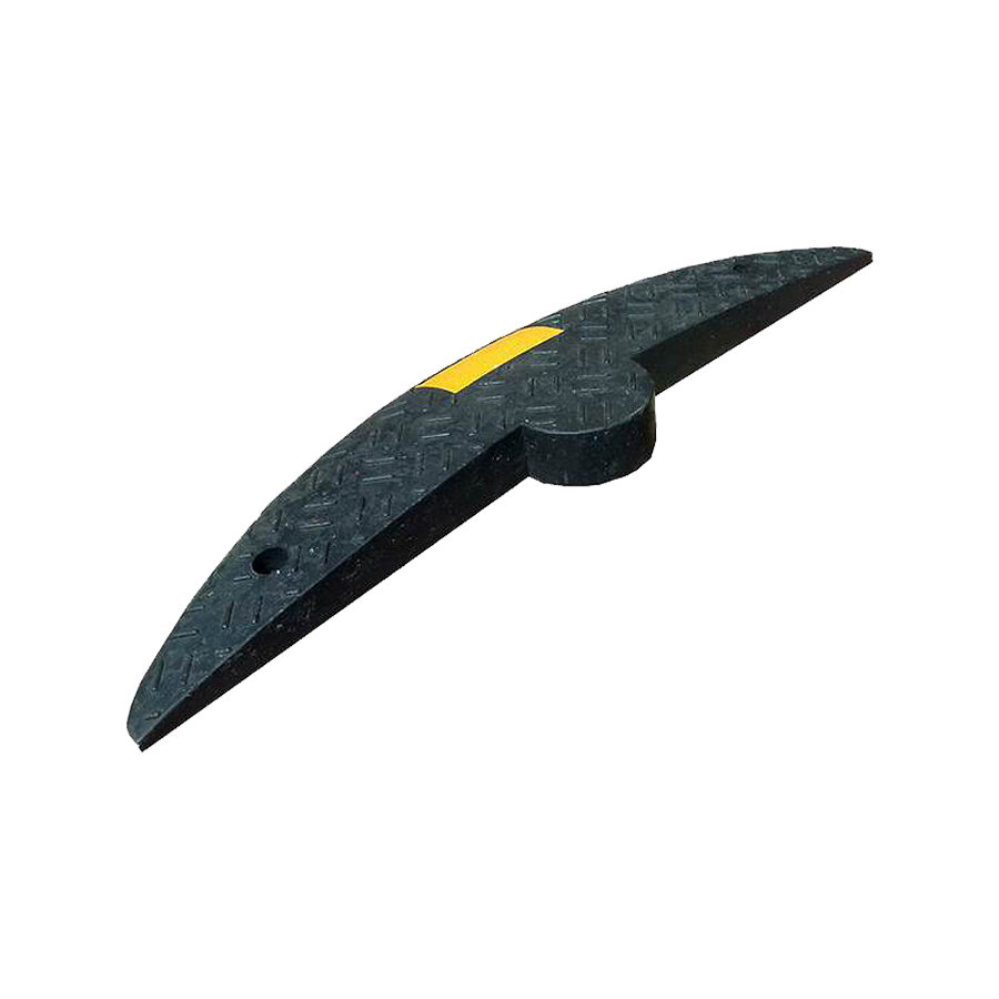 Černý plastový koncový univerzální zpomalovací práh - 30 km / hod "samec" - délka 15 cm, šířka 80 cm, výška 5,2 cm