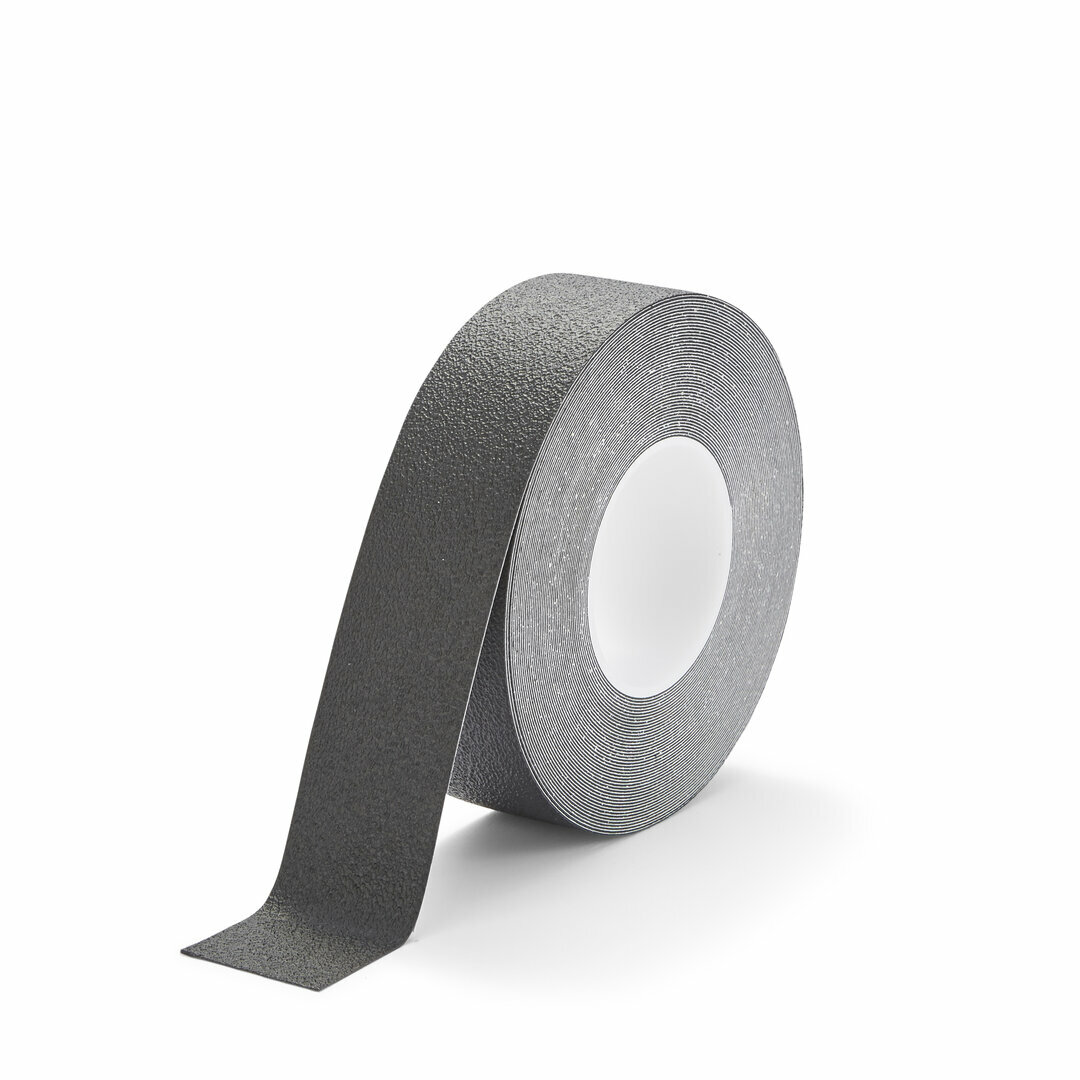 Čierna plastová vodeodolná protišmyková páska FLOMA Super Resilient - dĺžka 18,3 m, šírka 5 cm a hrúbka 1,3 mm