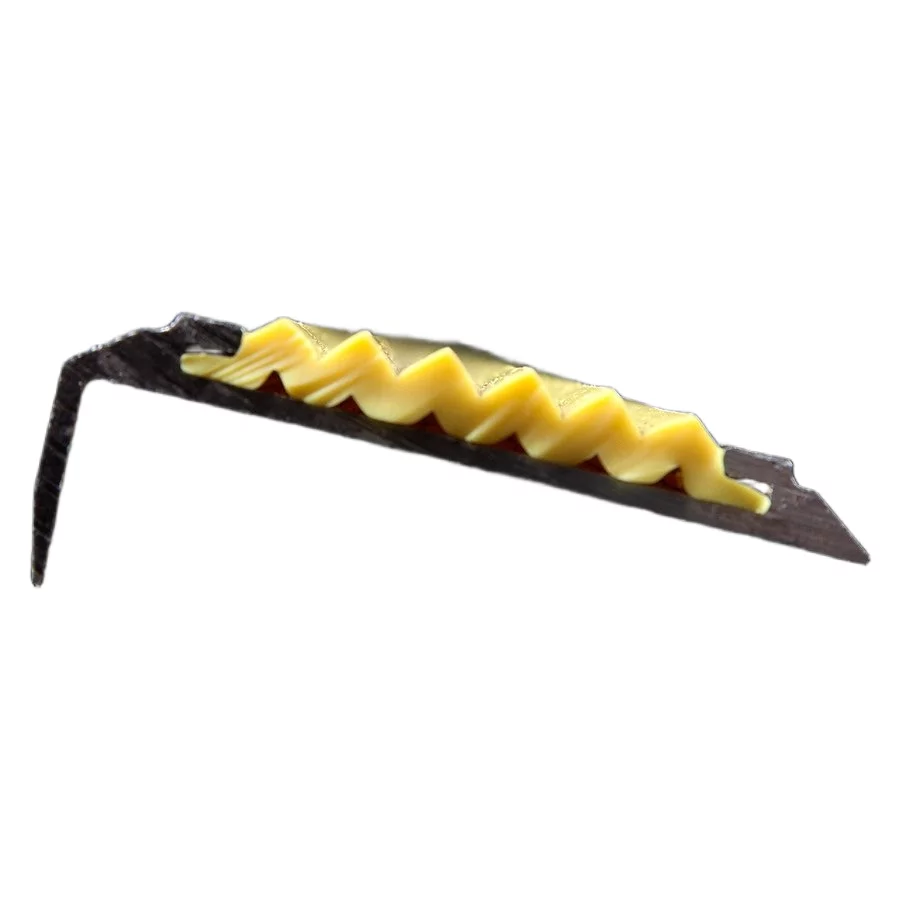 Žlutá hliníková schodová hrana s protiskluzovým páskem (metráž) FLOMA Antislip - délka 1 cm, šířka 5,3 cm, výška 2 cm