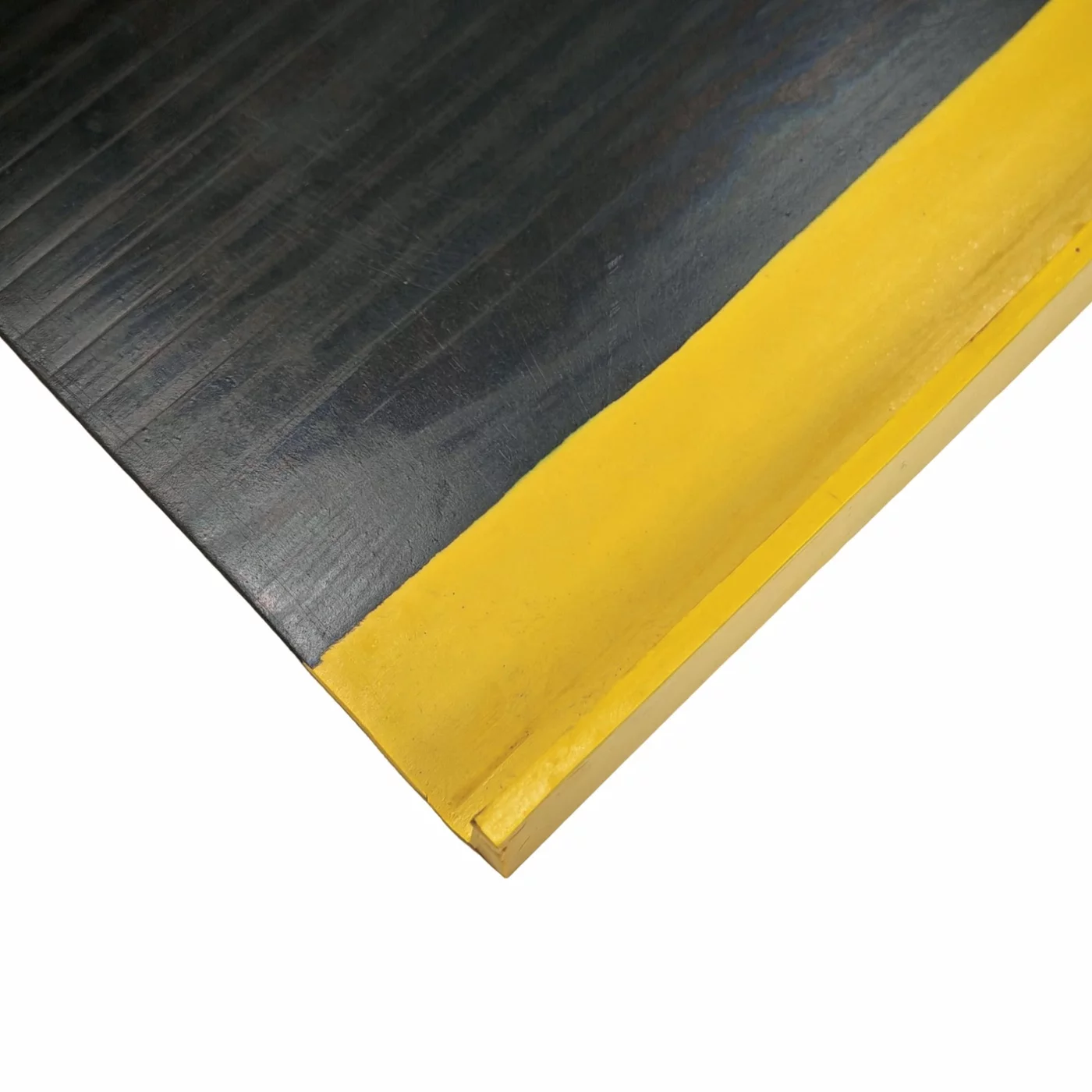 Černo-žlutý gumový nášlap na schody FLOMA ST50 - délka 32 cm, šířka 150 cm, výška 0,4 cm