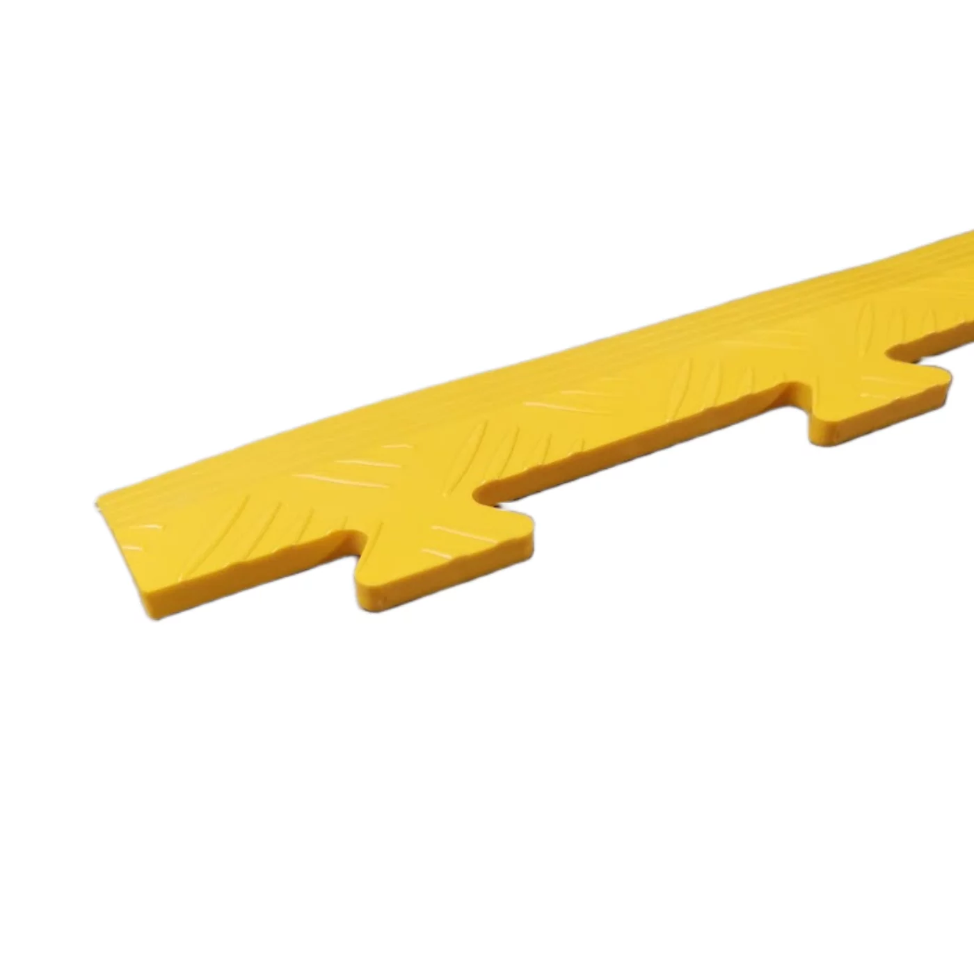 Žltý plastový PVC nájazd &quot;samec&quot; pre dlažby Tenax (checker) - dĺžka 48 cm, šírka 7 cm, výška 0,8 cm