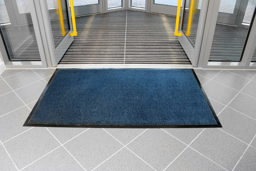 Modrá textilná vnútorná čistiaca vstupná rohož - dĺžka 60 cm, šírka 90 cm a výška 0,7 cm