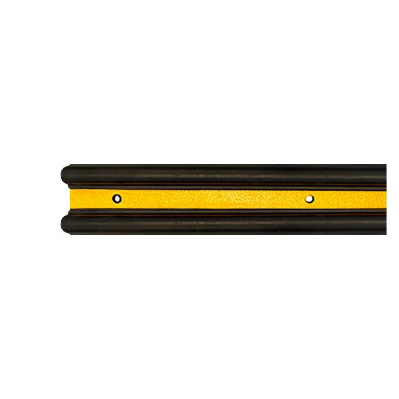 Čierno-žltá gumová nástenná ochrana múrov, stien (nárazník) - dĺžka 100 cm, šírka 15 cm, hrúbka 3 cm