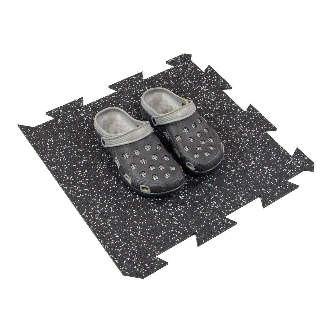 Černo-šedá gumová puzzle modulová dlaždice (okraj) FLOMA SF1050 FitFlo - délka 50 cm, šířka 50 cm, výška 1 cm