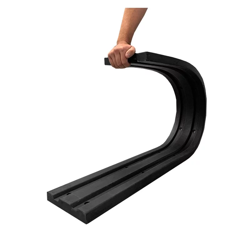 Čierna gumová extra odolná ochrana múrov, stien (nárazník) - dĺžka 100 cm, šírka 20 cm, hrúbka 3 cm