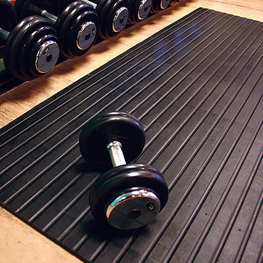 Čierna fitness rohož - dĺžka 180 cm, šírka 120 cm a výška 1,2 cm