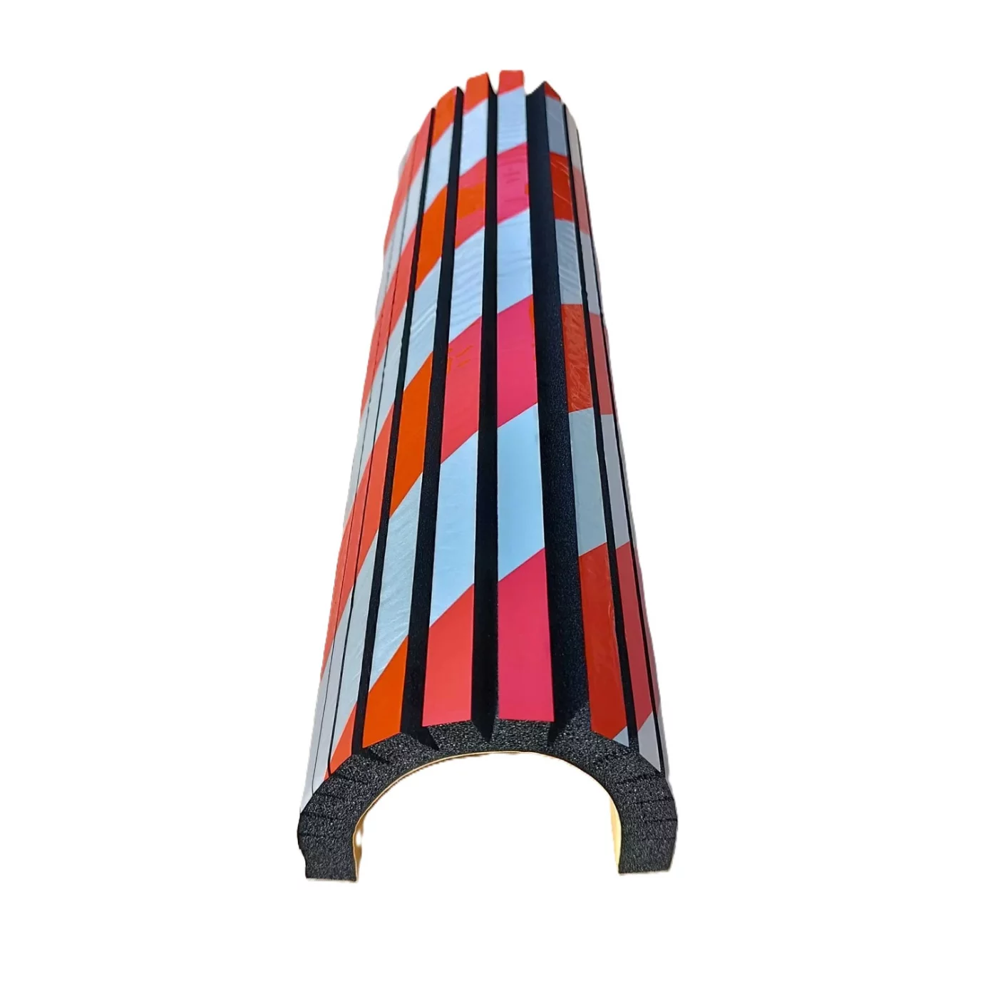 Säulenschutz aus Schaumstoff - Länge 44 cm, Breite 25 cm, Dicke 2 cm - rot-weißer