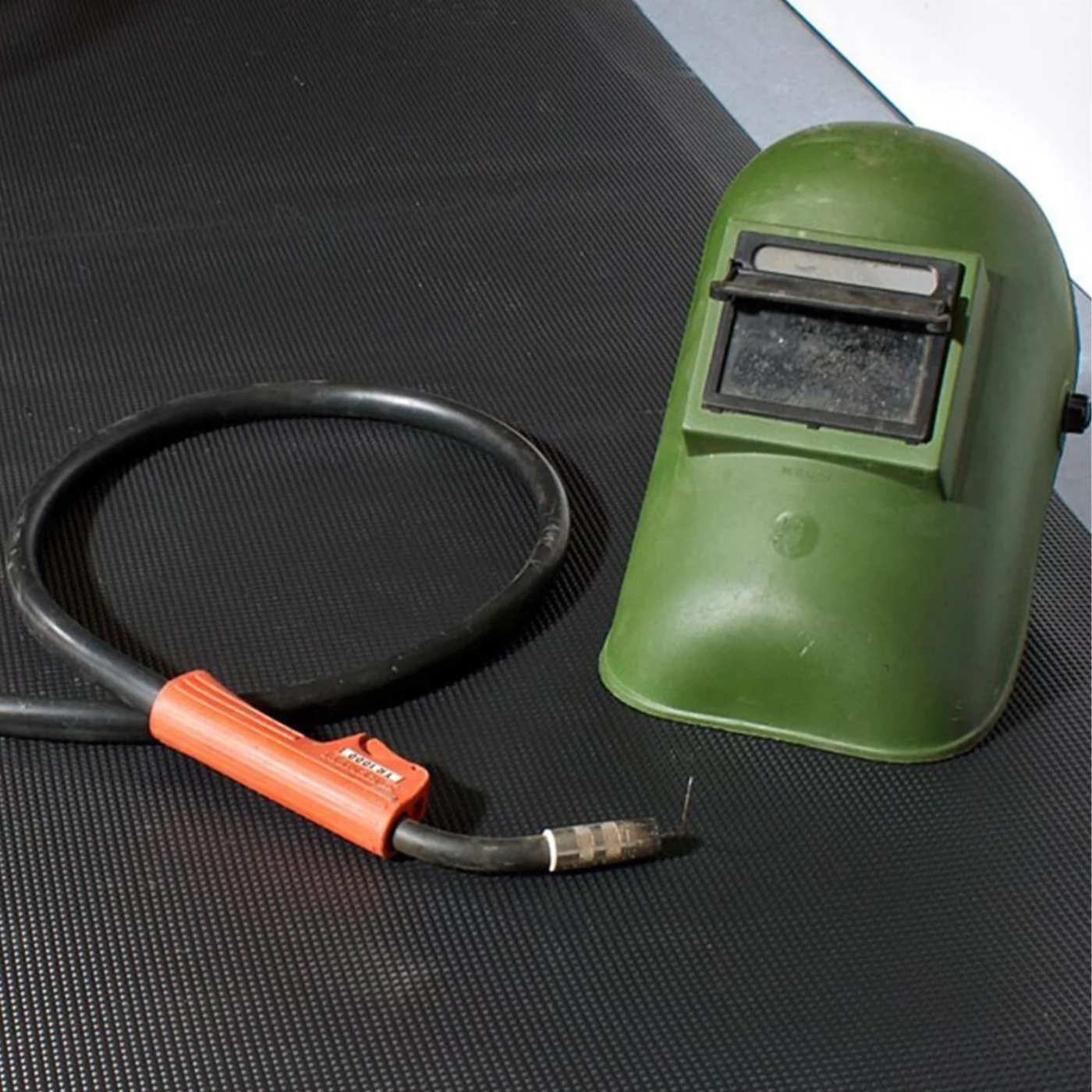 Vysoká bezpečnost a nehořlavost pro komerční a domácí prostory